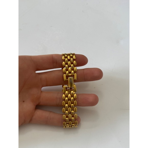 Napier 1960s Elegant Gold Tone Link Bracelet Women's Jewelry Piece - Picture 2 of 7